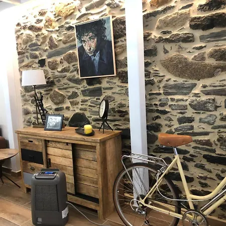 Completamente Equipado En Pontedeume. Apartment
