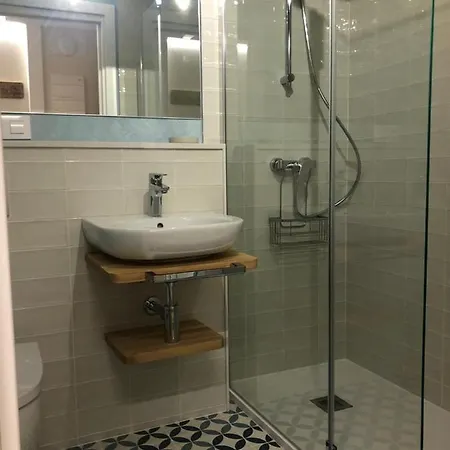 Apartment Completamente Equipado En Pontedeume. *